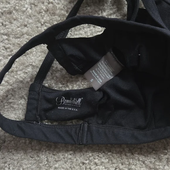 Bombshell Sportswear Pumped Up Sports Bra - Picture 4 of 4